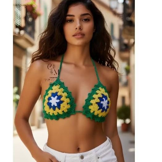 Top Cropeed inspiração Copa em Crochê